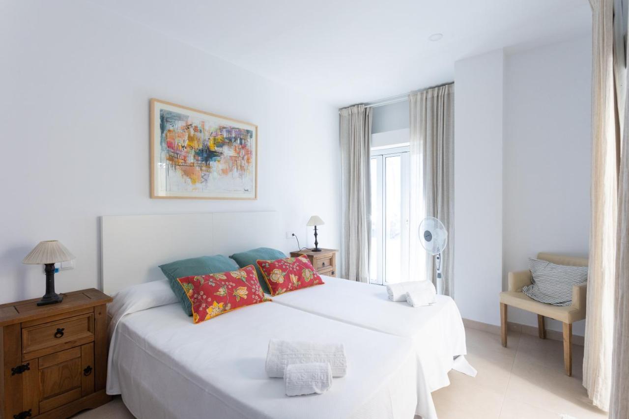 Apartamentos Homing Puerto Sherry 圣玛丽亚港 外观 照片
